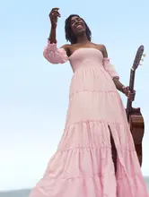 Pasiones conectadas: El Camino de Angi Lucumí en la música y el periodismo