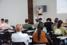 La UQ da la bienvenida a nuevos estudiantes de posgrado en un emotivo encuentro