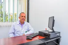 El Dr. Jorge Gómez Marín es invitado por la FAO a participar en una reunión internacional sobre riesgos microbiológicos en alimentos