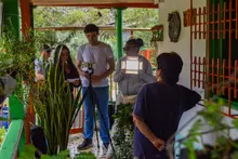 Título: Estudiantes de la U de Washington-Tacoma que hacen curso en Uniquindío estrenarán microdocumental