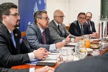 Conversaciones con universidad polaca