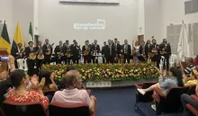 Estudiantina del Eje Cafetero en concierto en la Uniquindío