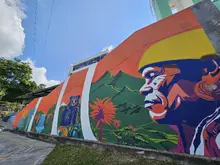 Dos murales pintados en el campus universitario por Artes Visuales